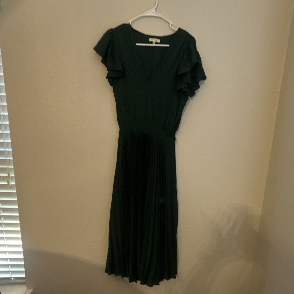 Max Studio Green Polka Dot Midi Dress Pleated Ruffle V-Neck Flutter Sleeve M